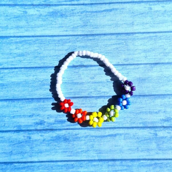 PRIDE daisy bracelet - white