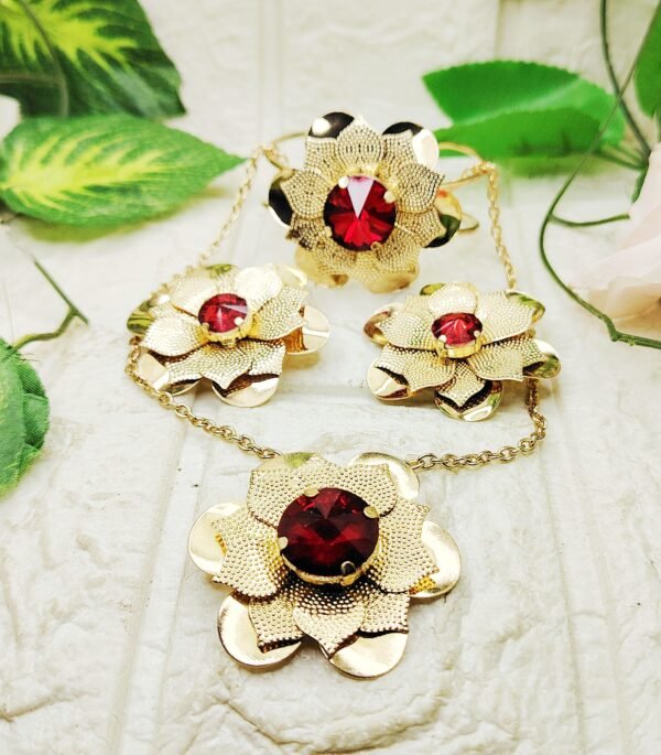 GMB: Red Stone Bling Flower Necklace Set (Gold Tone)