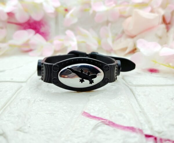 GMB – Set of 2 Stylized Rubber Wristbands (Skull and Lizard Combo)